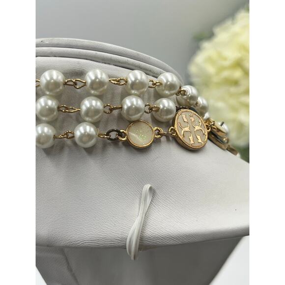 Tory Burch Authentic Long
Pearl Logo Medallion
Multi-Strand Gold 60" Necklace - Picture 4 of 15